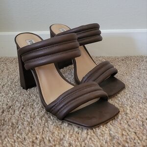 Steve Madden Slip On Heels